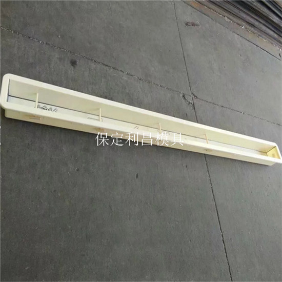 鋼絲網立柱模具的介紹